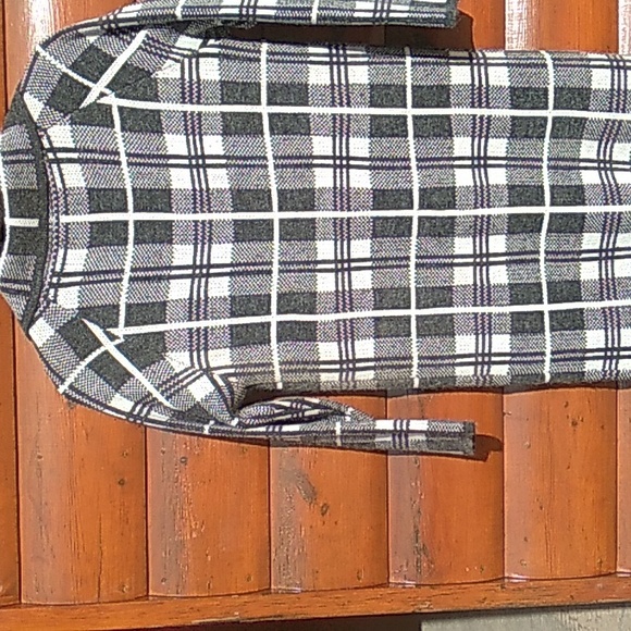 🪶 Gray & Black Cardigan SWEATER Coat Plaid  TOGGLE IMO  S/M  VNUC - Picture 2 of 15